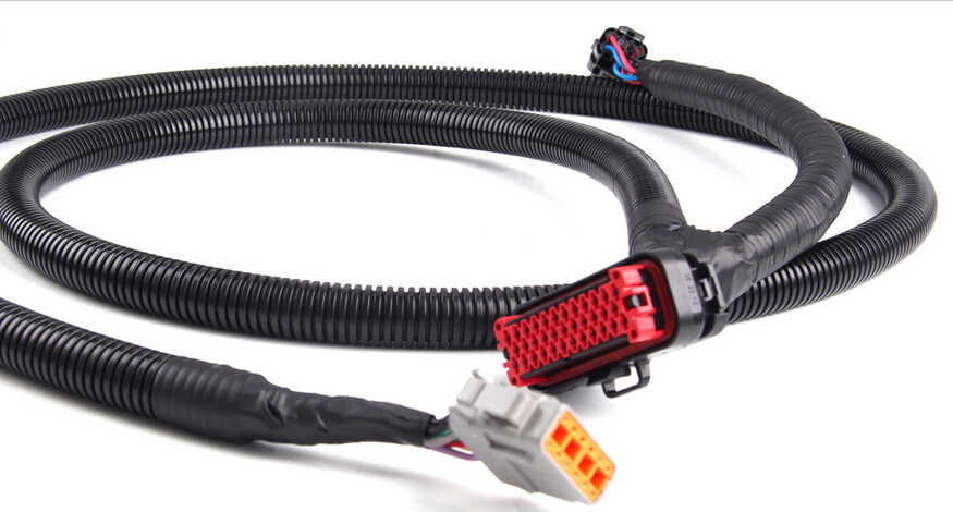 What kind of insulating materials are used for wire harness processing?