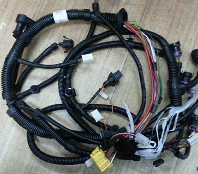 Difference between automobile engine wiring harness and starter harness