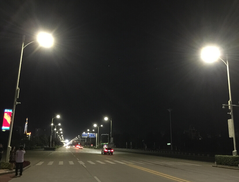 Whether Smart Streetlights Can Win the Future in Smart Cities: Data Integration