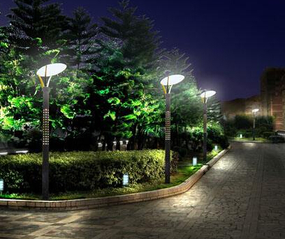The road lighting revolution is taking place: LED street lights quickly replace high-pressure sodium lamps